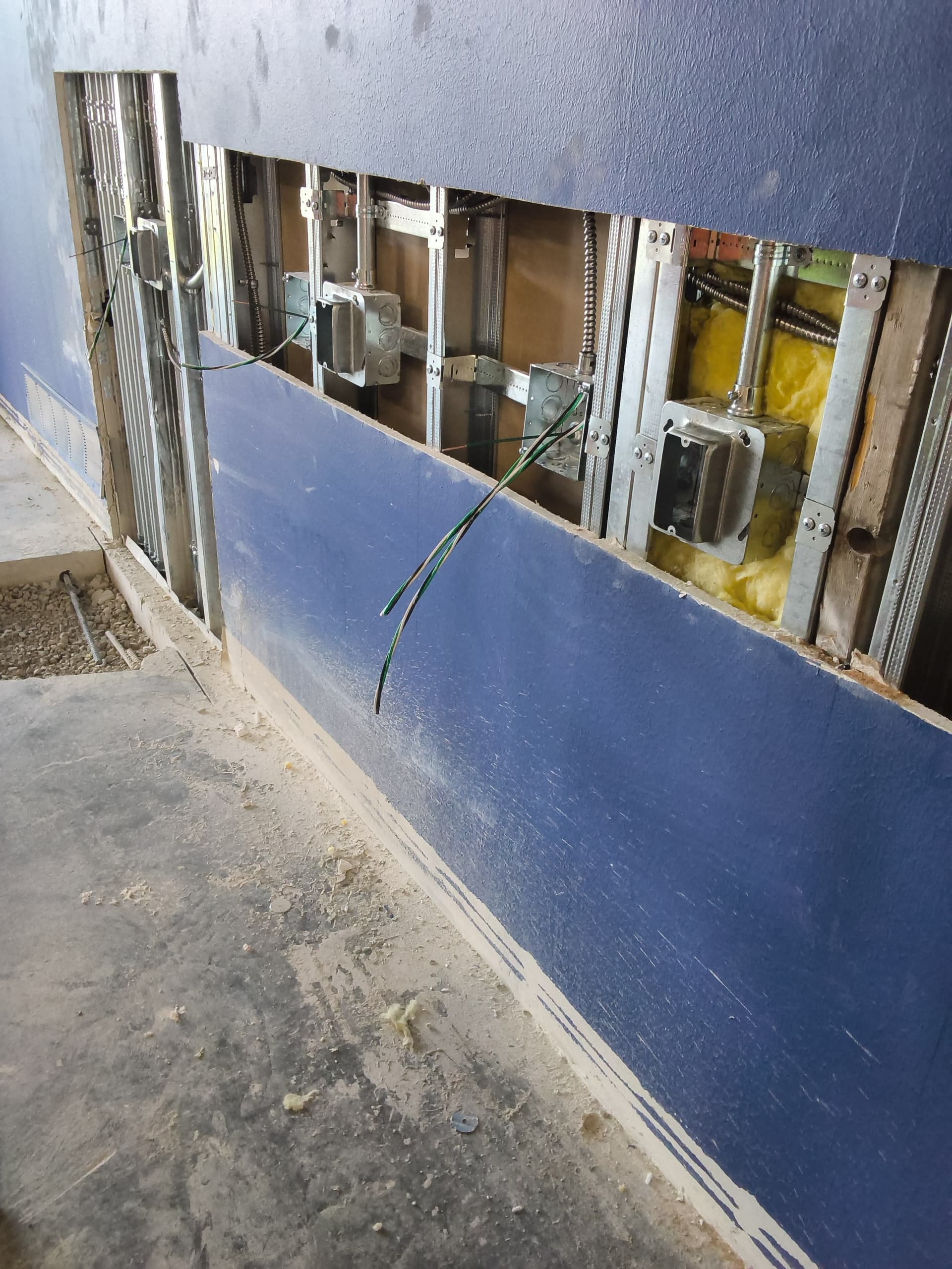 Gallery photos for Inside the Westmark Credit Union Commercial Remodel: Image #2